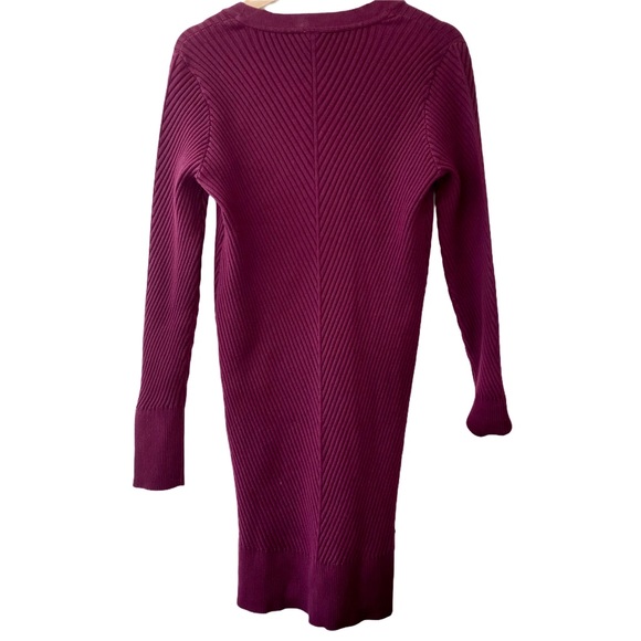 Athleta fitted V-Neck Sweater Dress - Picture 4 of 12